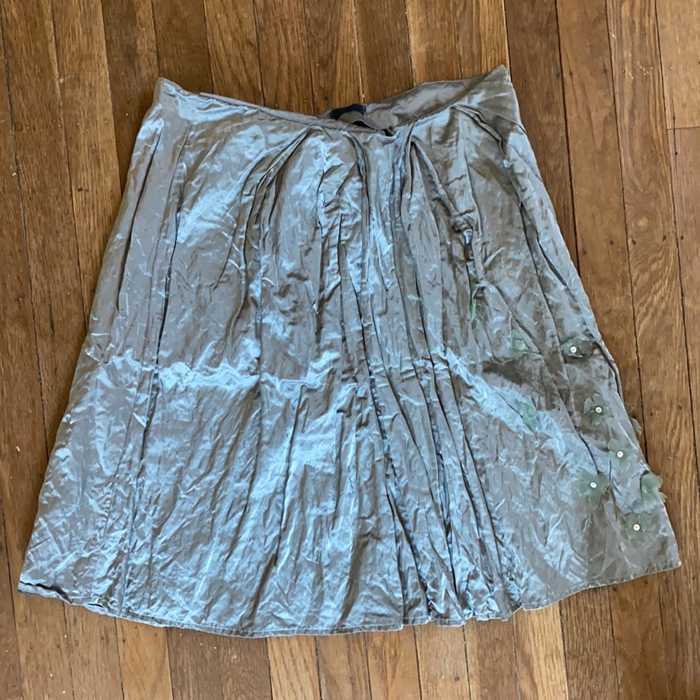 Anthropologie - Sage Green Pleated Midi Satin Skirt - Size 8